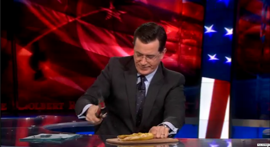 Stephen Colbert demonstrates how hard it is to open a banana